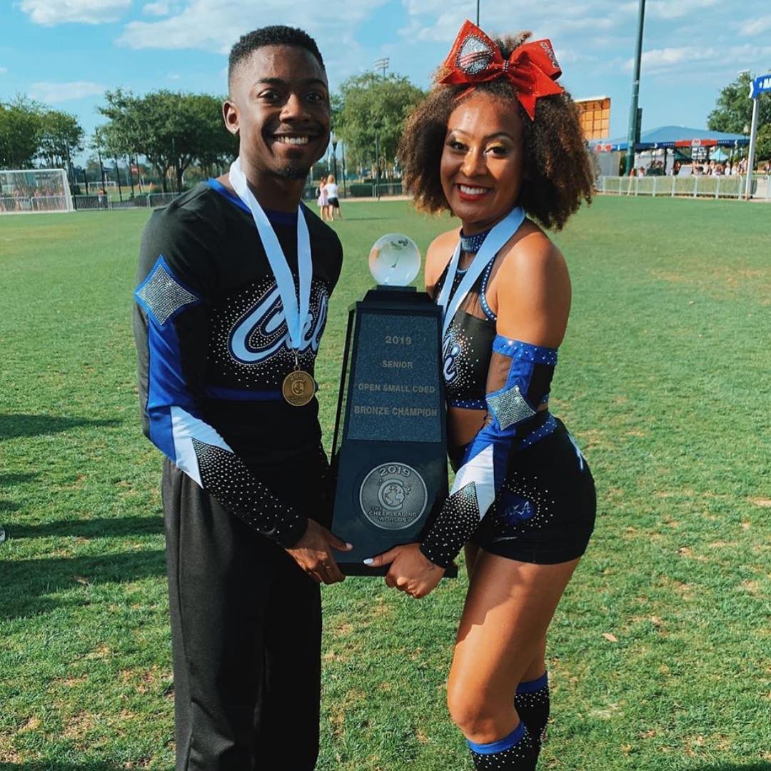 cali4evaa's tweet photo. Aces globed for the first time since 2013 so happy for them. 😩❤ https://t.co/rkp9OrWiq5