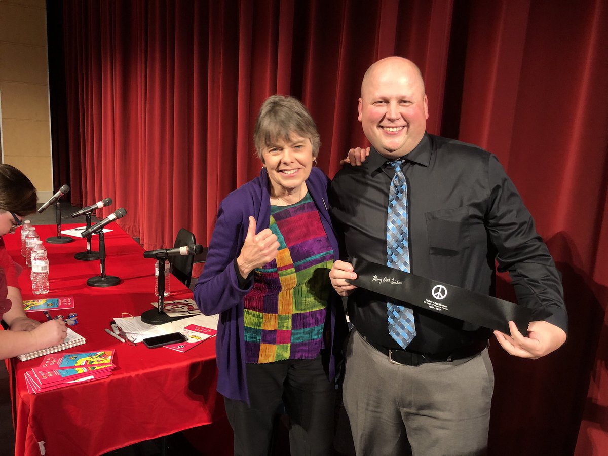 SirBDizzle's tweet photo. What a day!  Shared a once in a lifetime opportunity with  @marybtinker telling her story of Tinker v. Des Moines and the 1st Amendment with our SCHS students.  Incredible learning experience! @SwartzCreekHS @RoySovis  @swartz_creek https://t.co/OnIvEUjIXW