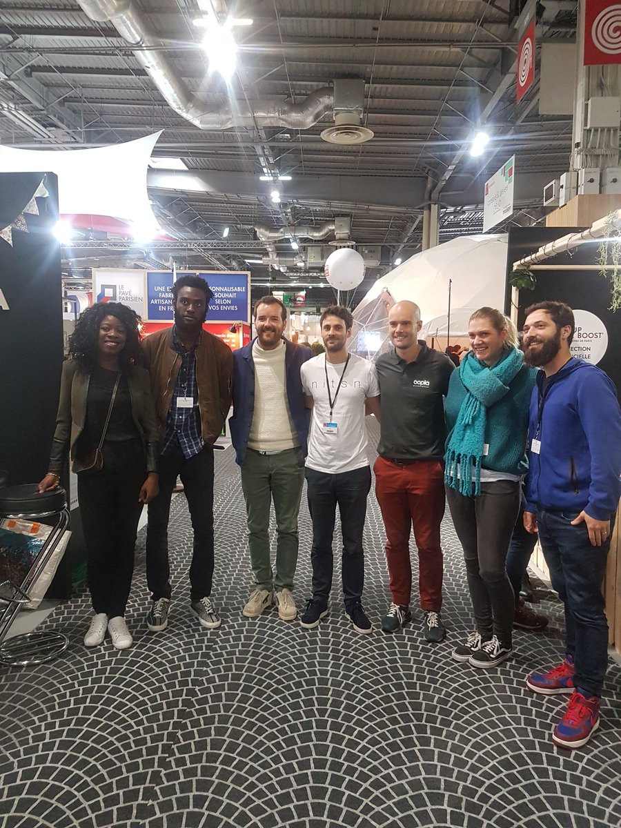 Visite à la <a href="/foiredeparis/">Foire de Paris</a> de <a href="/NicolasROHR/">Nicolas ROHR - FAGUO</a> membre du jury du #startupboost et co-fondateur de <a href="/FAGUO_FR/">FAGUO</a>. Vrai moment de partage!
<a href="/UmojaShoes/">Umòja shoes</a> <a href="/nitsn_france/">nitsn</a> <a href="/OoplaFr/">oopla</a> @bonjoureustache @lepave_parisien