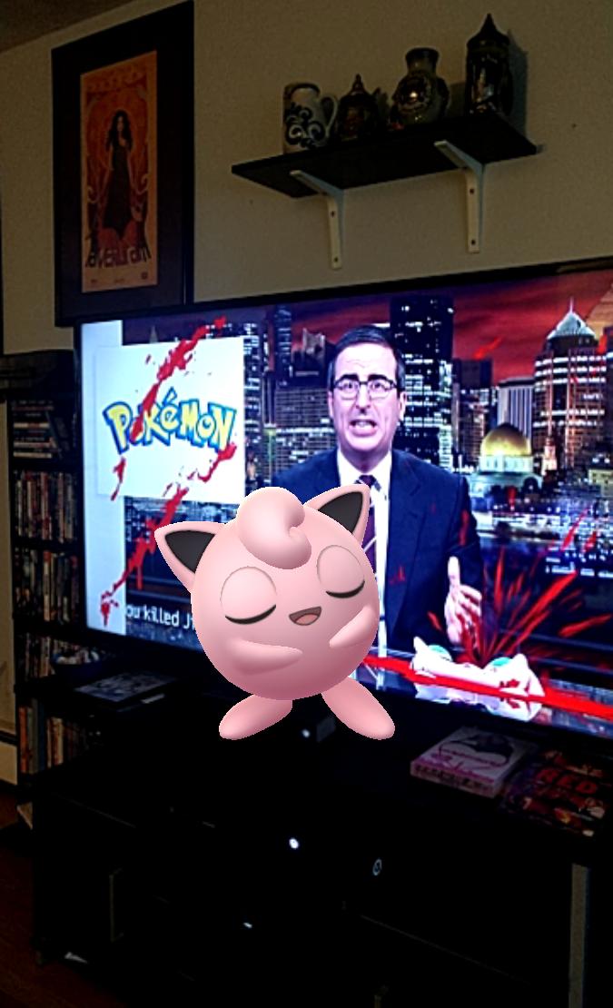 FrauWallace's tweet photo. John Oliver is not good at catching Jiggly Puff. #GOsnapshot https://t.co/RDKuBSRwwD