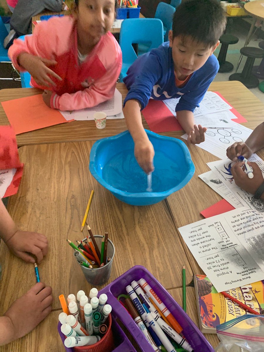 Matsisheteach's tweet photo. Hurricane in a Bow experiment to learn about how these natural disasters form, inertia that makes them become so large, and the shapes and pattern of their structures. #Hurricanes #education #PBL #STEAM #HANDSONSCIENCE https://t.co/4lDZWyBTxg