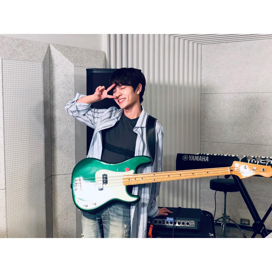 w24_br's tweet photo. [#IG] 29.04.19 - Jonggil, Aaron e Jiwon depois da vlive♡ 

🔗https://t.co/97REq95EoD https://t.co/TGrMVtCvFd