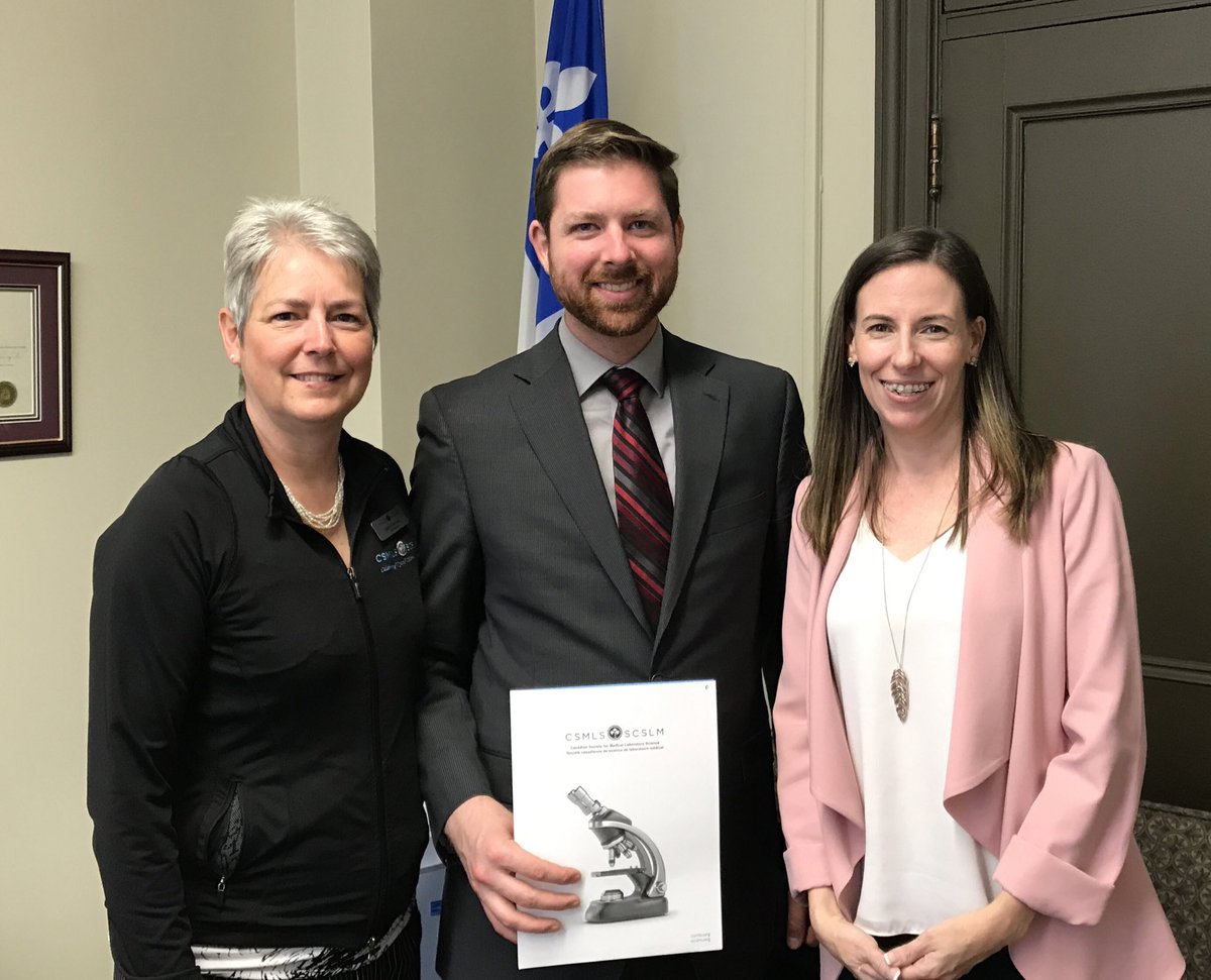 MedLisetteTech's tweet photo. Merci Xavier Barsalou-Duval d’avoir rencontré les membres de la SCSLM à Ottawa aujourd’hui! #medlab #CSMLSLobbyDay https://t.co/BkdEB7k7oZ