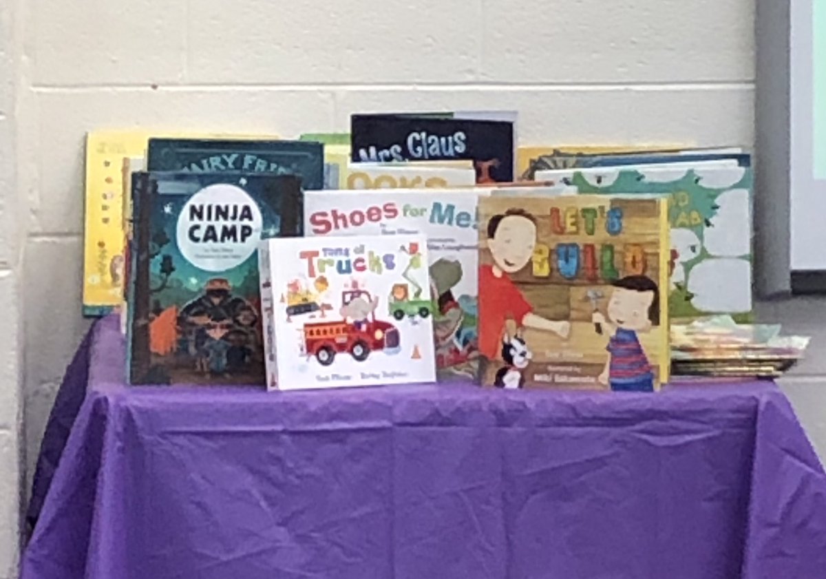 Many thanks to <a href="/SueFliess/">Sue Fliess</a> for sharing her ❤️ of writing with <a href="/Lees_Corner_ES/">Lees Corner ES</a> Ss we’re so excited to meet you! Thank you <a href="/LCESPTA/">Lees Corner PTA</a> for providing this opportunity for our Ss! <a href="/fcpsnews/">Fairfax Schools 🌟</a> <a href="/FCPSR5/">FCPS Region5</a> <a href="/FCPS_LIS/">FCPS Library Program</a>