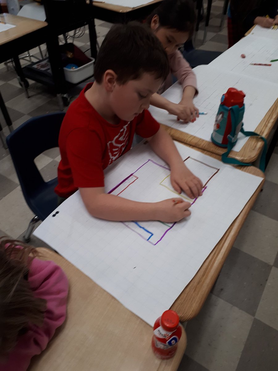 MrsTartesClass2's tweet photo. Creating a bird's eye view of our bedroom and finding the area of each piece of furniture. #meaurement #area #authenticlearning @GlenwoodGriffin @MrsAwender https://t.co/mV5ZUcO4Bl