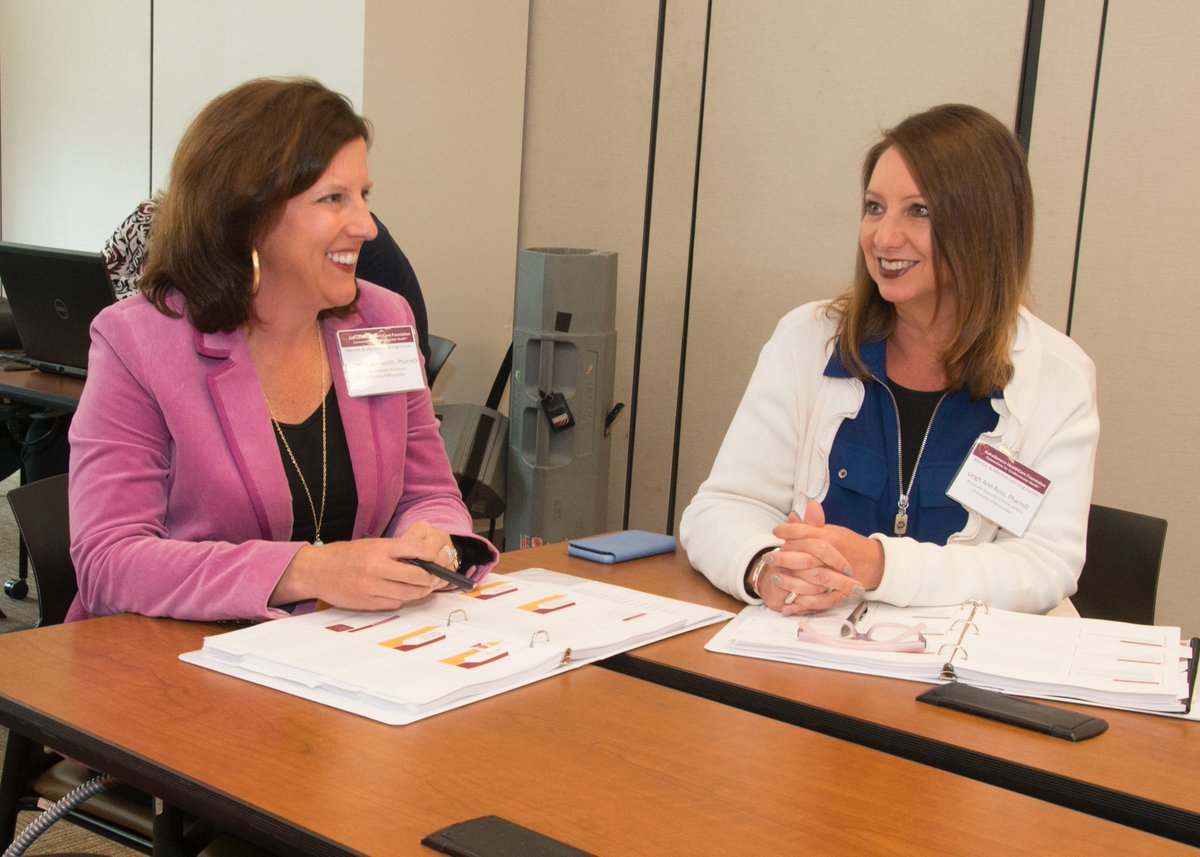 olemisspharmacy's tweet photo. Leigh Ann Ross and Lauren Bloodworth are at the @ConnectCVHealth #CCHLearningForum, representing the Center for Clinical and Translational Science’s “Healthy Hearts in the Heart of the City.” Excited to see the new ideas they’ll bring back to expand our heart health program! https://t.co/rDnDEDR1T6
