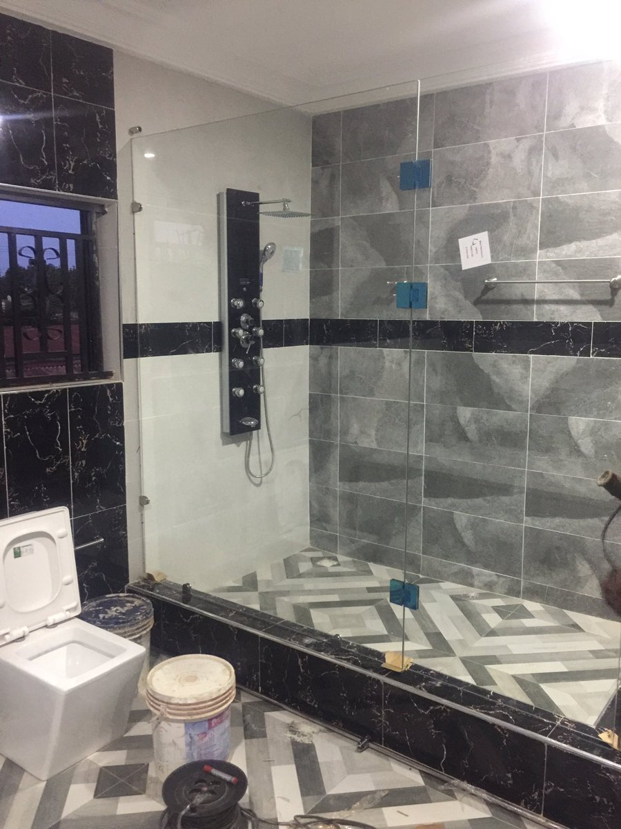 AndOcmic's tweet photo. Installation of frameless glass shower enclosures in Kumasi ongoing. Do contact us for your glazing needs #FramelessGlass #Bathroom #PerfectInstallation . Visit and follow our Instagram page as well. @Ocmic_gh https://t.co/A6oY5XjZd0