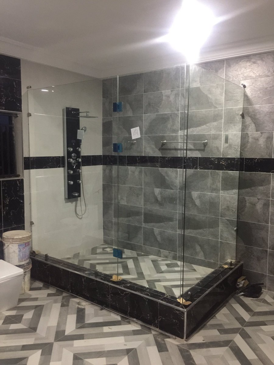 AndOcmic's tweet photo. Installation of frameless glass shower enclosures in Kumasi ongoing. Do contact us for your glazing needs #FramelessGlass #Bathroom #PerfectInstallation . Visit and follow our Instagram page as well. @Ocmic_gh https://t.co/A6oY5XjZd0