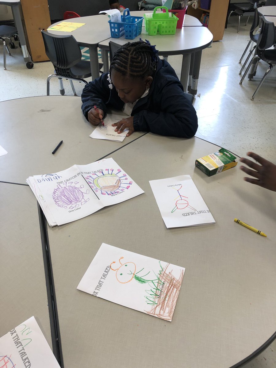 CounselorSoto's tweet photo. Cultural diversity guidance lesson. #TheCrayonBoxThatTalked #PLSamHouston #PLIgniteTheLight #SchoolCounselor #GuidanceLesson https://t.co/4XoA7Blzjd