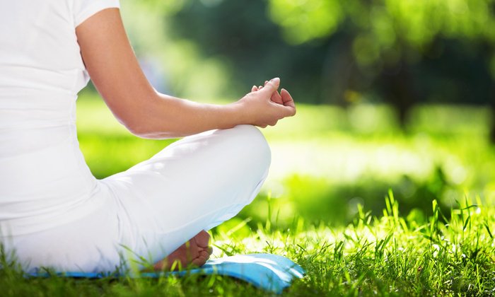 GroovyRanch's tweet photo. Outdoor yoga is the best kind of yoga. Sunshine and fresh air... yes, please! Join us outside!

Book your getaway at our #cannabis-friendly #BnB ranch:
https://t.co/F2R7UxdABE https://t.co/MYOS3l8pbj