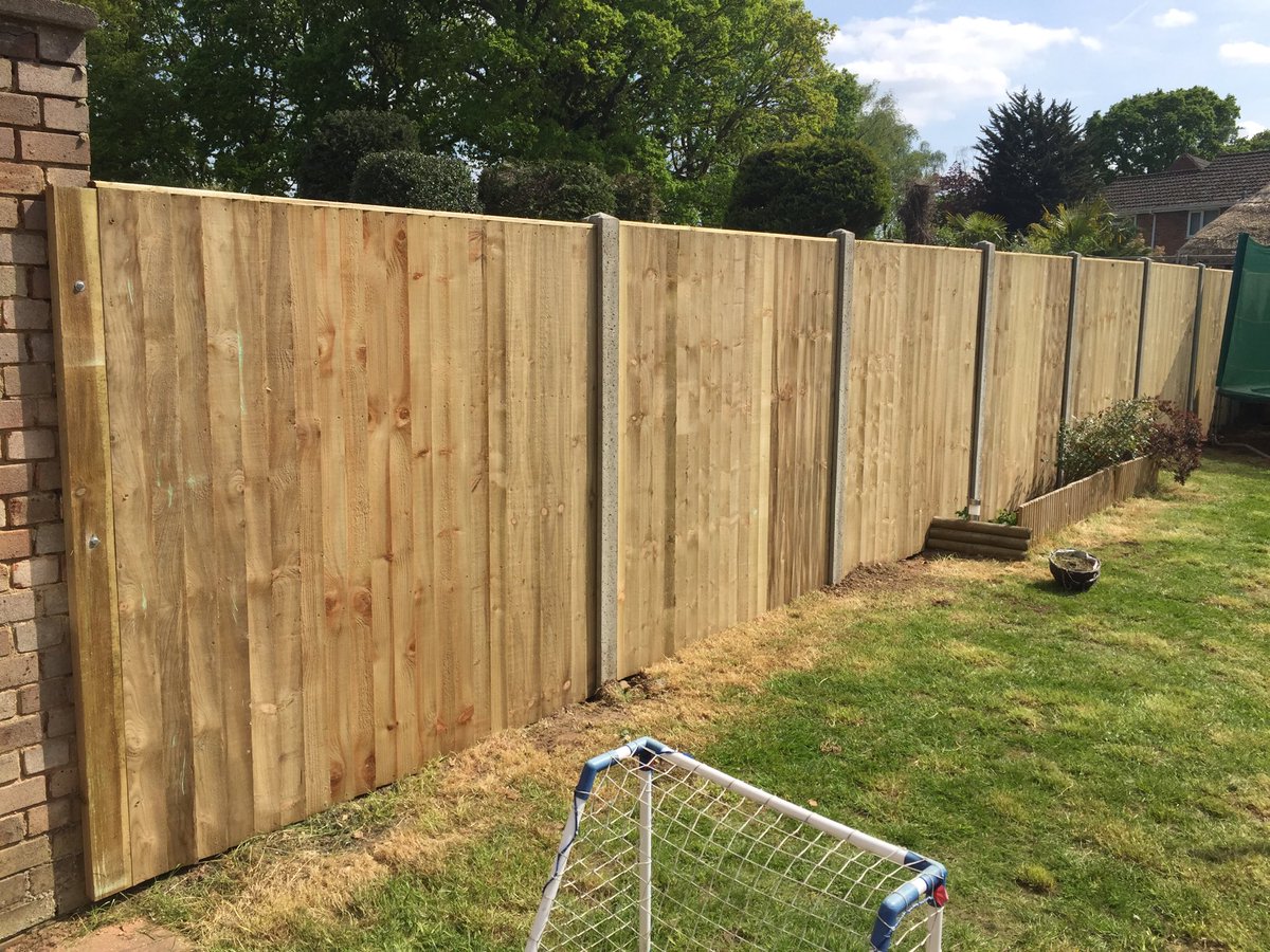 Before and after. Closeboard panels with concrete posts in Woodley #BerkshireBoundaries #fencing #landscaping #Directoryofexcellence #LittleGreenBook