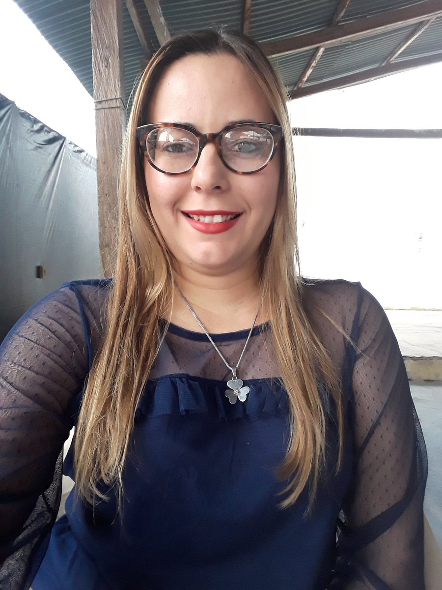 faby406's tweet photo. Que nada te robe tu sonrisa https://t.co/03joit5hvP