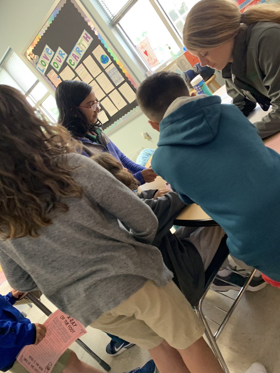 lauren_shadle's tweet photo. Yesterday we started our first day of reading surgery. My kids could not wait to come to school Monday to see our classroom transformation! We worked on determining the main idea and looked at the 🦶 today @BriargroveES #readingsurgery https://t.co/HbUH6j6qvI