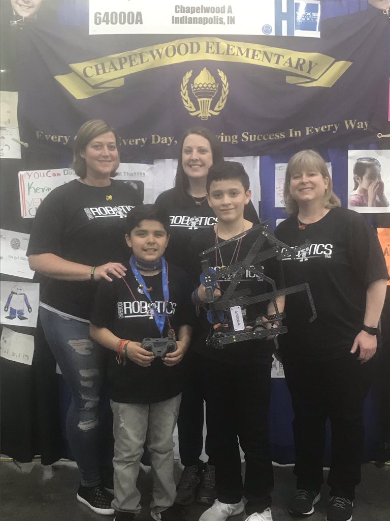 DrHeatherPierce's tweet photo. Congratulations to these boys and their coaches @MaryMason6 @CarrieEDuff!  They placed 6th in their division @VEXRobotics Worlds Competition! #VexWorlds2019 #WeAreWayne https://t.co/MnMRNhufYd