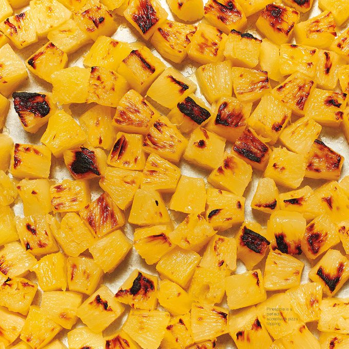 Zoom in to the bottom right for a hidden message 🔎 https://t.co/k2exoxCzfi<a href="/tag/nationalpineappleday"class="tags"><span>#nationalpineappleday</span></a>