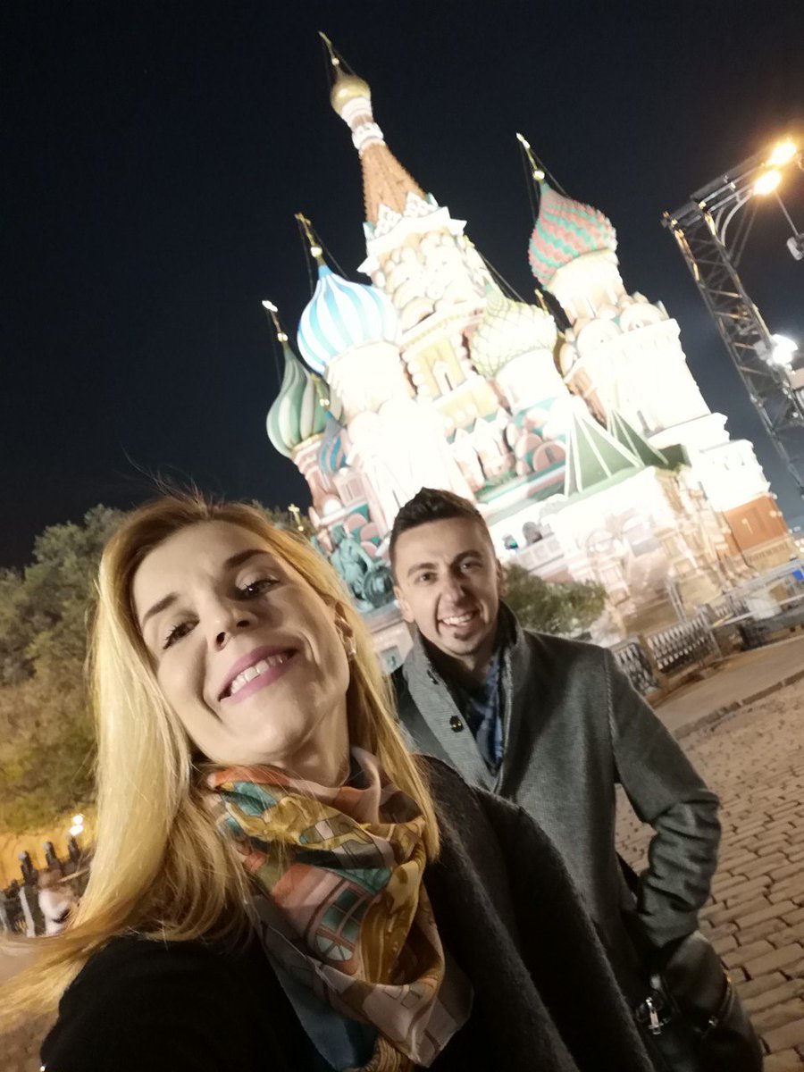 zvonko_komsic's tweet photo. Cоver za "живой день" (Dan uživo) iz Moskve! 😉 @EBurdzovic https://t.co/jAccUyqwIq
