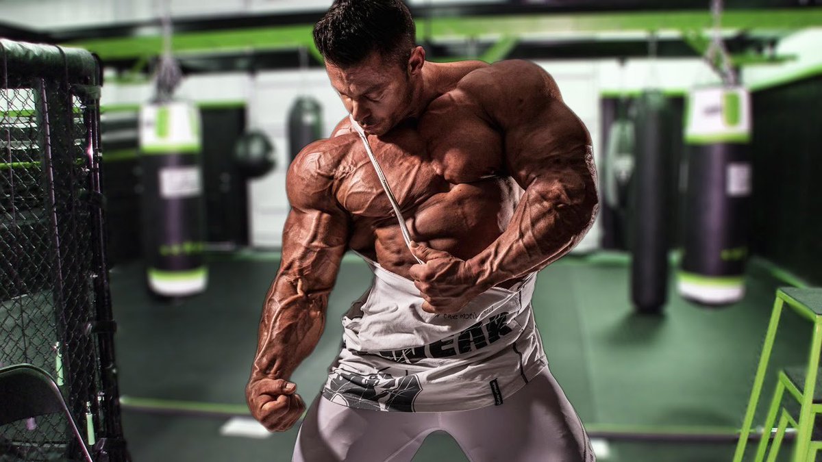 Mattia Vecchi #musclebeast #musclemonster #musclebull #roided #vascular #ve...