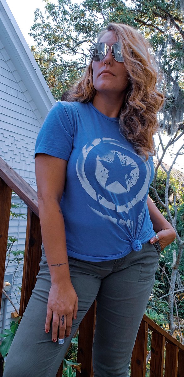 thelizzietea's tweet photo. Day 30: Last one (but is it really?!!)
#30DaysofCaptainAmerica
#styledbyMarvel
#AvengersEndgame
#CaptainAmerica 

Tee from @GoodwillSoCal https://t.co/UUjYdH7Mqc