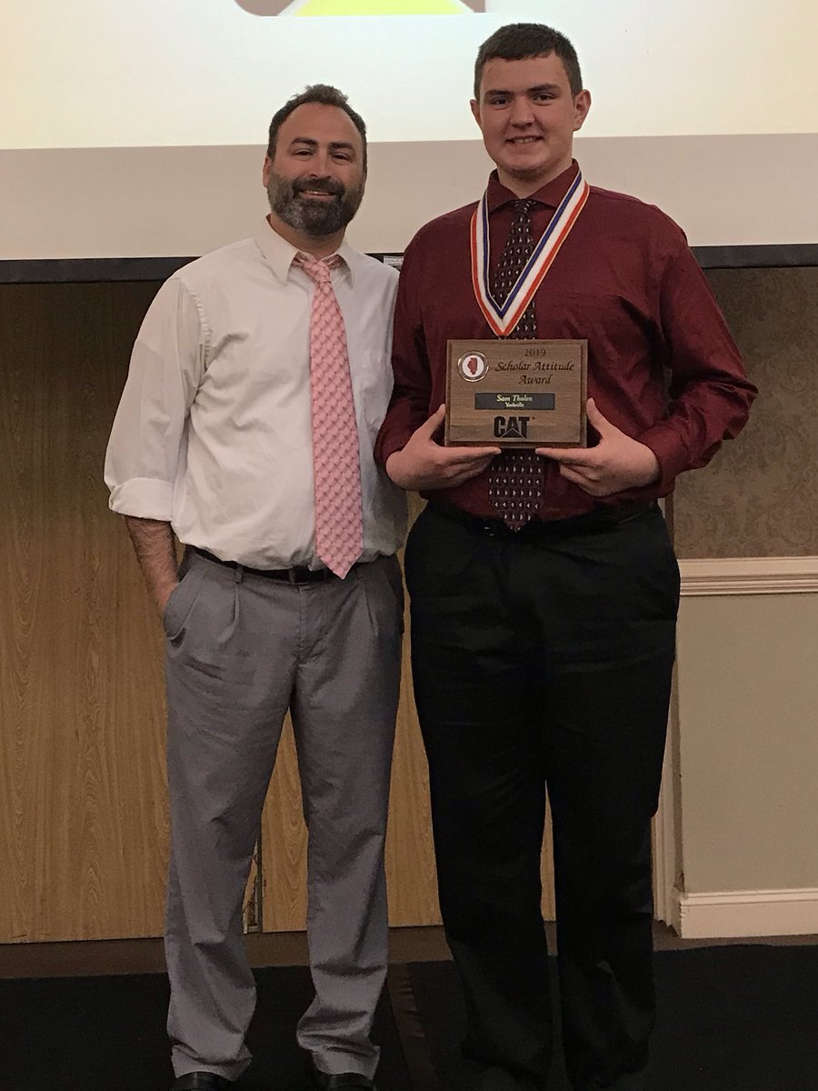 YMSAthletics115's tweet photo. I was honored to attend the @IESA_IL scholar attitude award luncheon with our YMS winner Sam Tholen and his parents. It was an amazing day, and I am beyond proud of Sam being a three sport student athlete as well as a member of the Student Athlete Leadership Team! #goymsfoxes https://t.co/NUllb4yfJk
