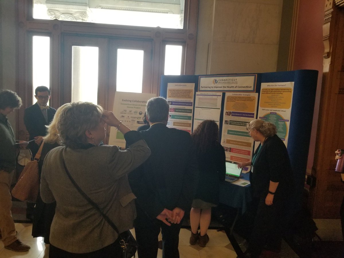 LeanCT2017_2019's tweet photo. Sharing our stories, showing the impact, making a difference. Welcome to the #leanshowcase2019!! #bridgingthegap @CT_DDS @CTDCF @CTDCP @CTDPH @ConnDAS @CT_CHRO  @ConnecticutData @CTNPAlliance https://t.co/p8eAS2OHAI
