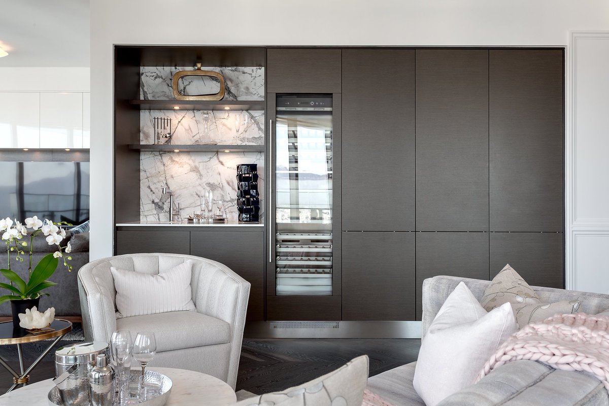 Sitting pretty. #BBIDGeorgiaOnMyMind
#livingroom