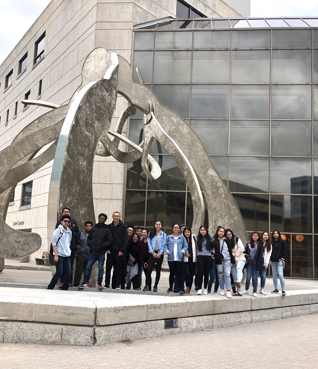 msadenniswpg's tweet photo. Another great day spent being immersed in the law. These @dmcintyre law Ss made me extra proud! #dmcilaw #justiceinaction #beststudents #learninglaw #lawclassfun @MBCourts https://t.co/c8teIqY17d