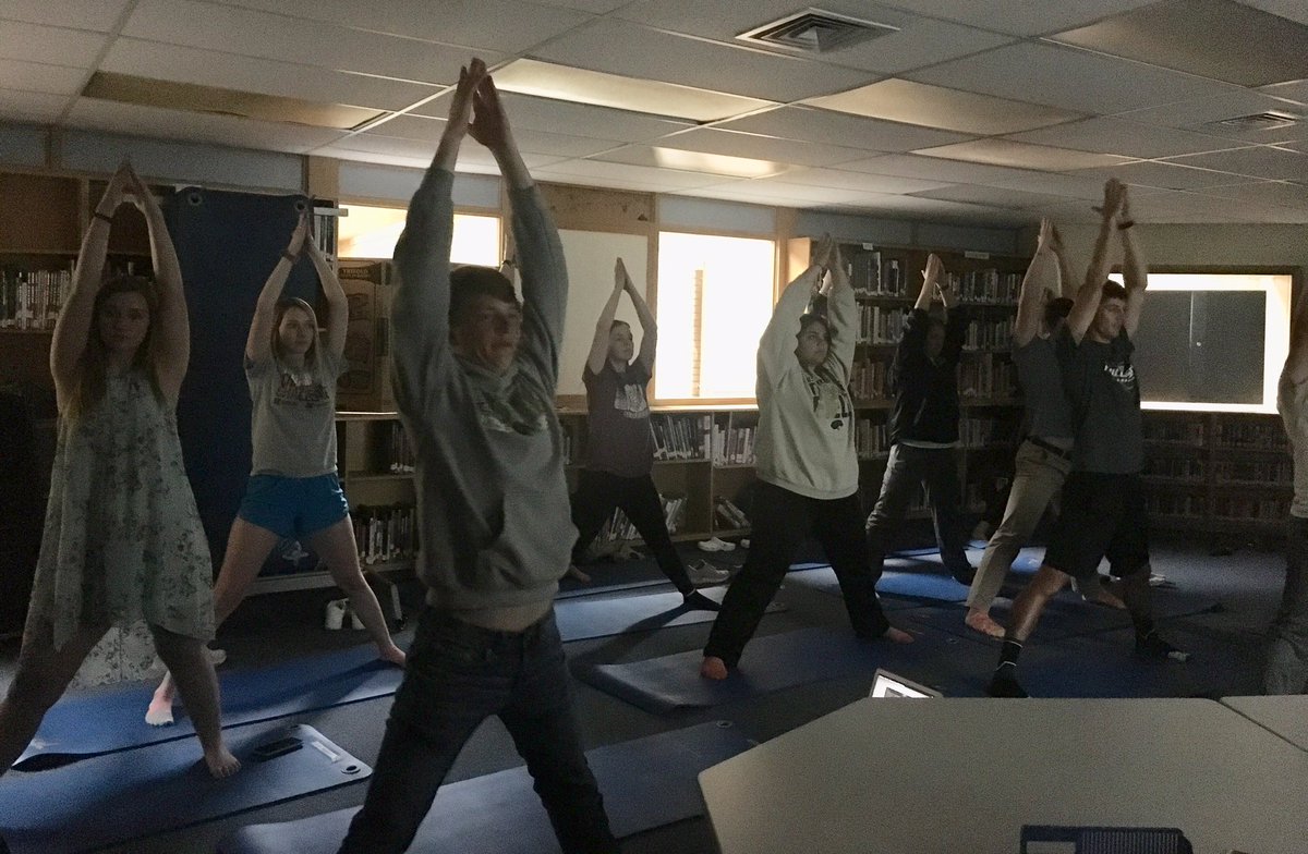 MrsYzar's tweet photo. Day 30- Liberate was fitting for the senior’s last day with @yogawithadriene
#freedomflow https://t.co/5JVsJJek1P