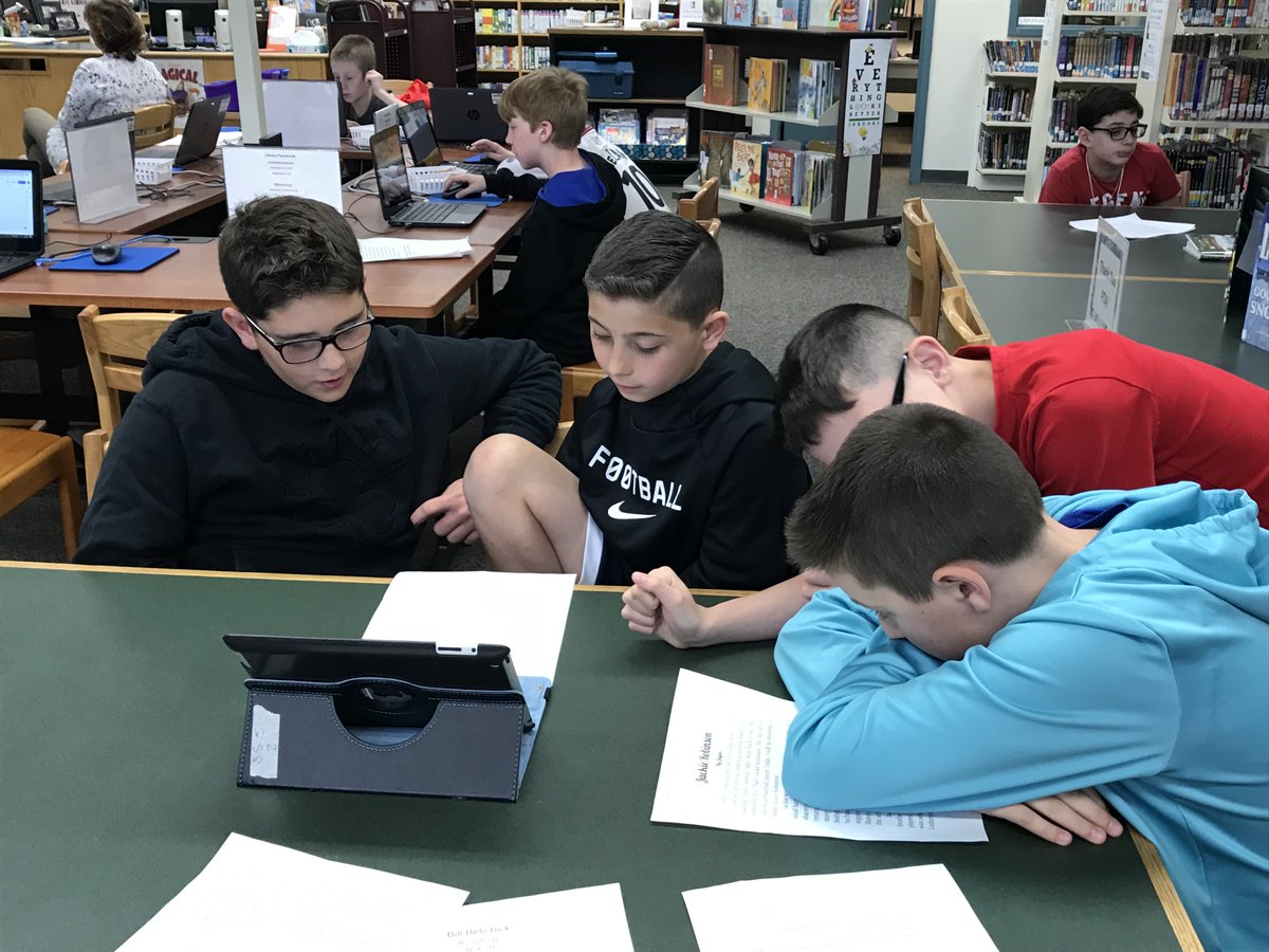 SS_Gr5's tweet photo. Collaboration is key! 5th graders got the chance to work with our wonderful librarian on how to read off a teleprompter, and best deliver their newscasts in a way the viewers can understand. Thank you @SS_LMC ! #lderrypop #collegeandcareerready https://t.co/WIzXjKk12P