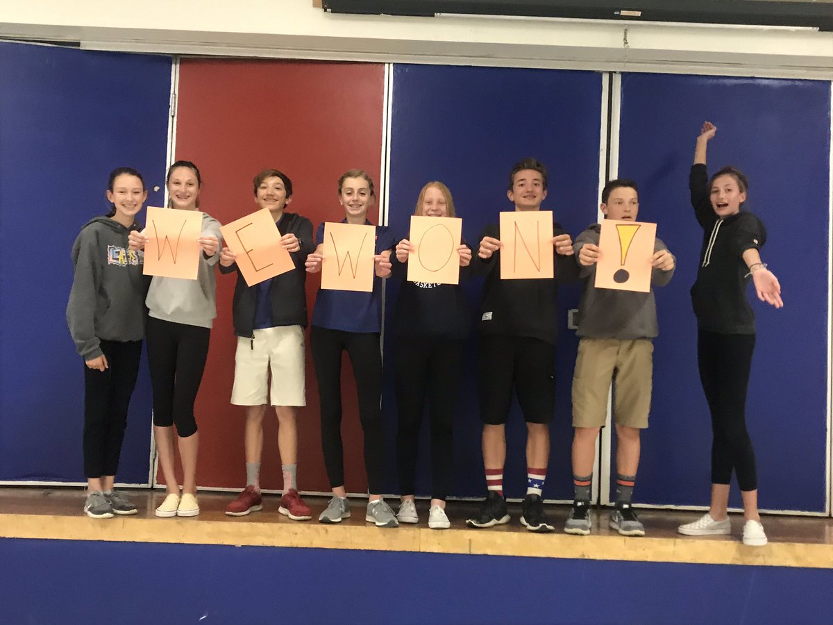 Pine Middle School is Middle School of the YEAR! Best School in the Universe 🤩