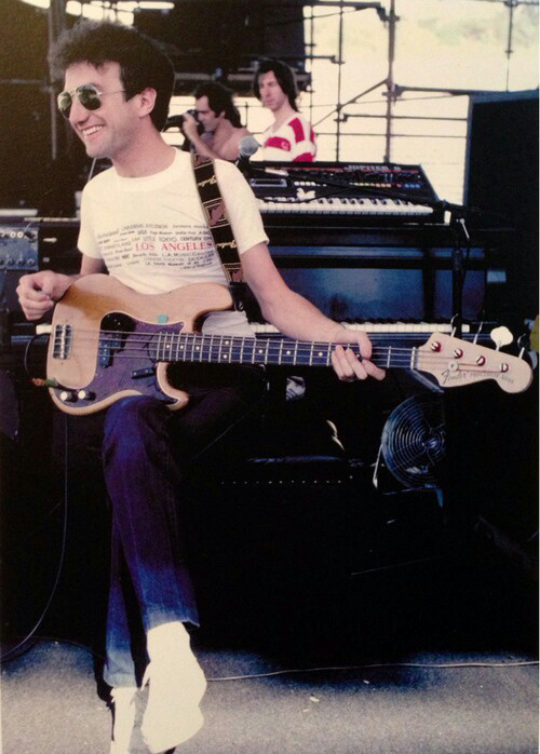 greatkingbri's tweet photo. Deaky appreciation post whAT A BABY 😪😪✨💗💗💗✨👊✨💗
#queen #brianmay #queenband #bohrhap #brianmayqueen #70s #70squeen #freddiemercury #rogertaylor #johndeacon #rock #johndeaconqueen https://t.co/yCmROZsCrX