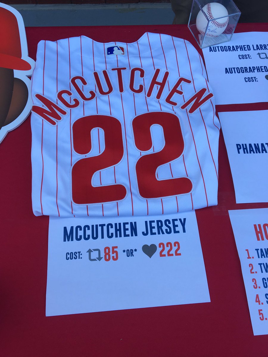 BaleyFederico's tweet photo. At @Phillies Social Media Night‼️ Help me out to win this Cutch jersey 😤 #RingTheBell @TheCUTCH22 https://t.co/6LEZ6vjWkP