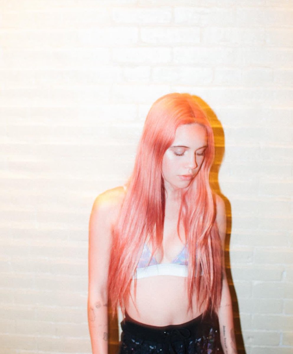 bestpicsofbea's tweet photo. https://t.co/1sKzOuaoae