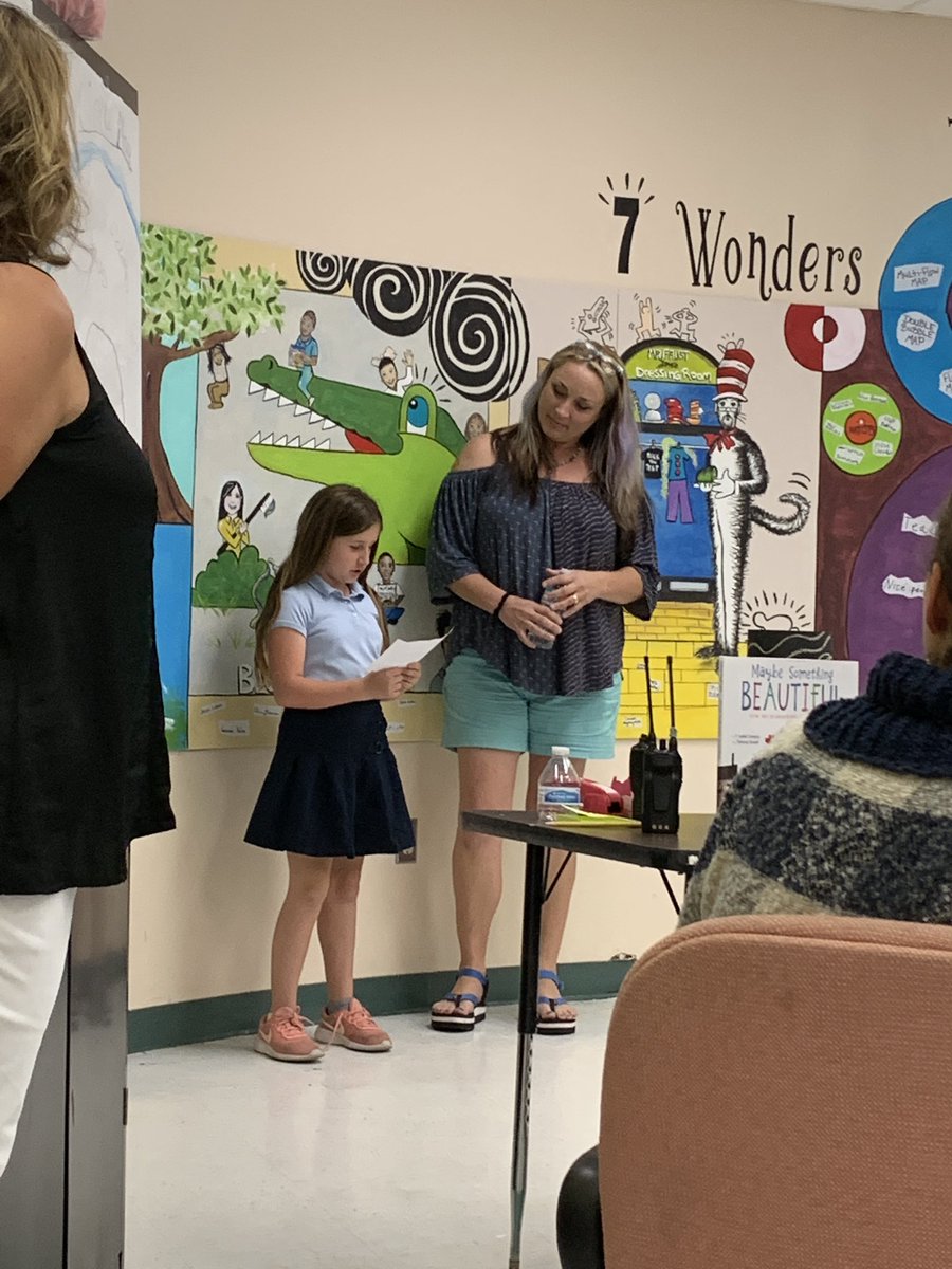 𝙹𝚞𝚕𝚒𝚎 𝙳𝚘𝚜𝚜𝚊𝚗𝚝𝚘𝚜 tweet media