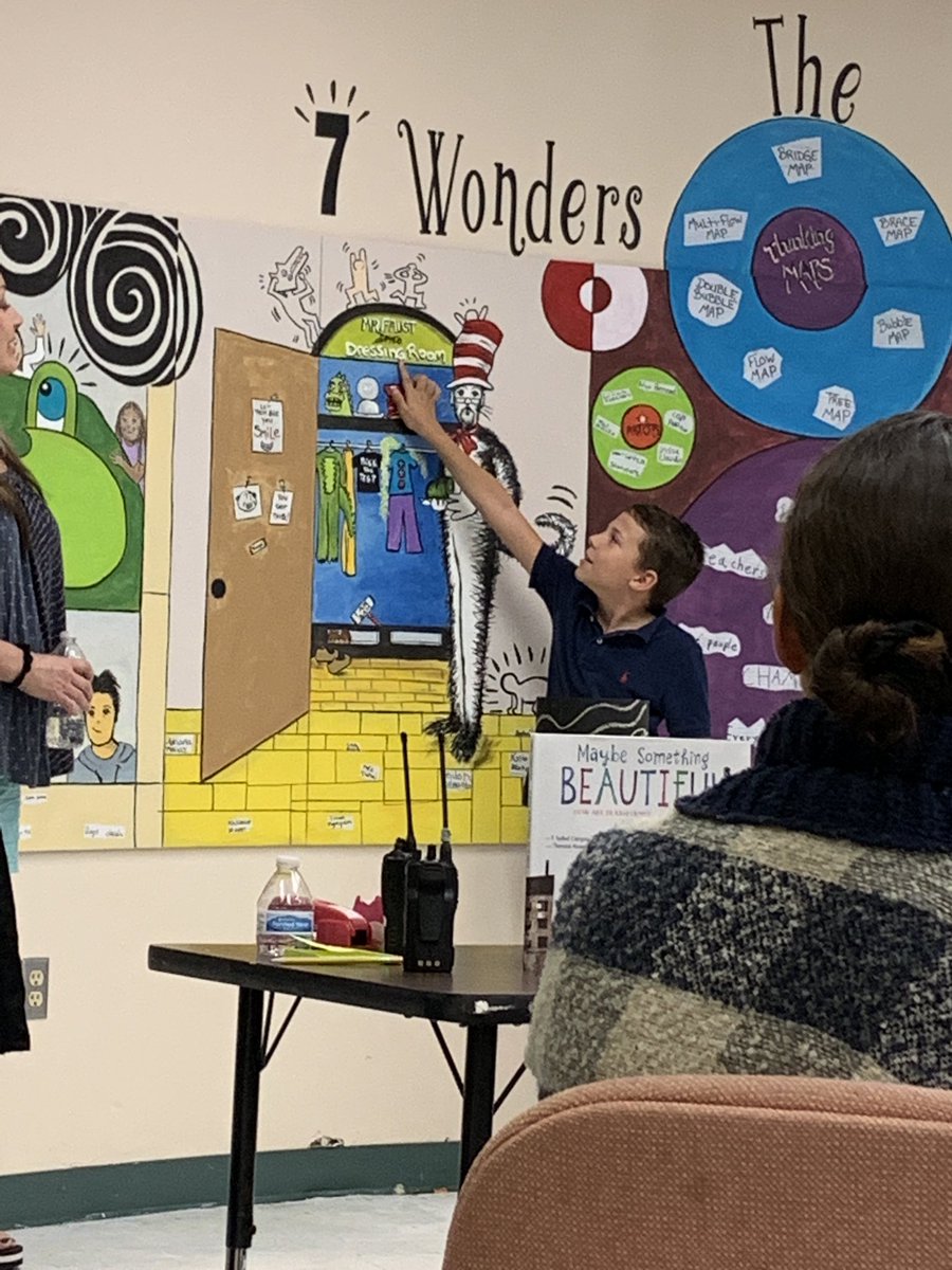 𝙹𝚞𝚕𝚒𝚎 𝙳𝚘𝚜𝚜𝚊𝚗𝚝𝚘𝚜 tweet media