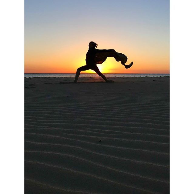LindsiKayCircus's tweet photo. ✨ “We are here to create a revolution unlike anything gone before. A Conscious Awareness Tsunami that will sweep the planet and shake our modern world to its very core. A trans-cultural spiritual revolution which will transform the separate and fragmented cultures of Earth i… https://t.co/DV5FgPP3Ur