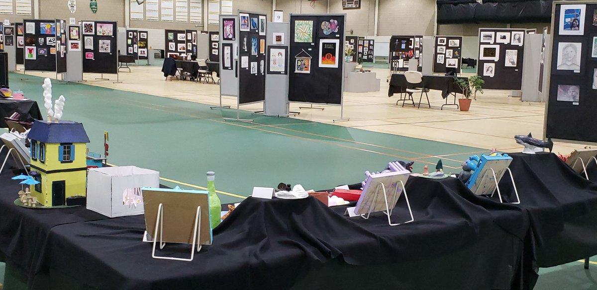 stevensonhs's tweet photo. The SHS Field House is set up and we're ready to welcome the community for the annual Consortium K-12 Art Festival from 5:30-8:30 p. m. See student art, buy a hand-crafted bowl with, ice cream to support the #EmptyBowlsProject, buy Patriot apparel, see art demos and more! https://t.co/CunloDDdKf