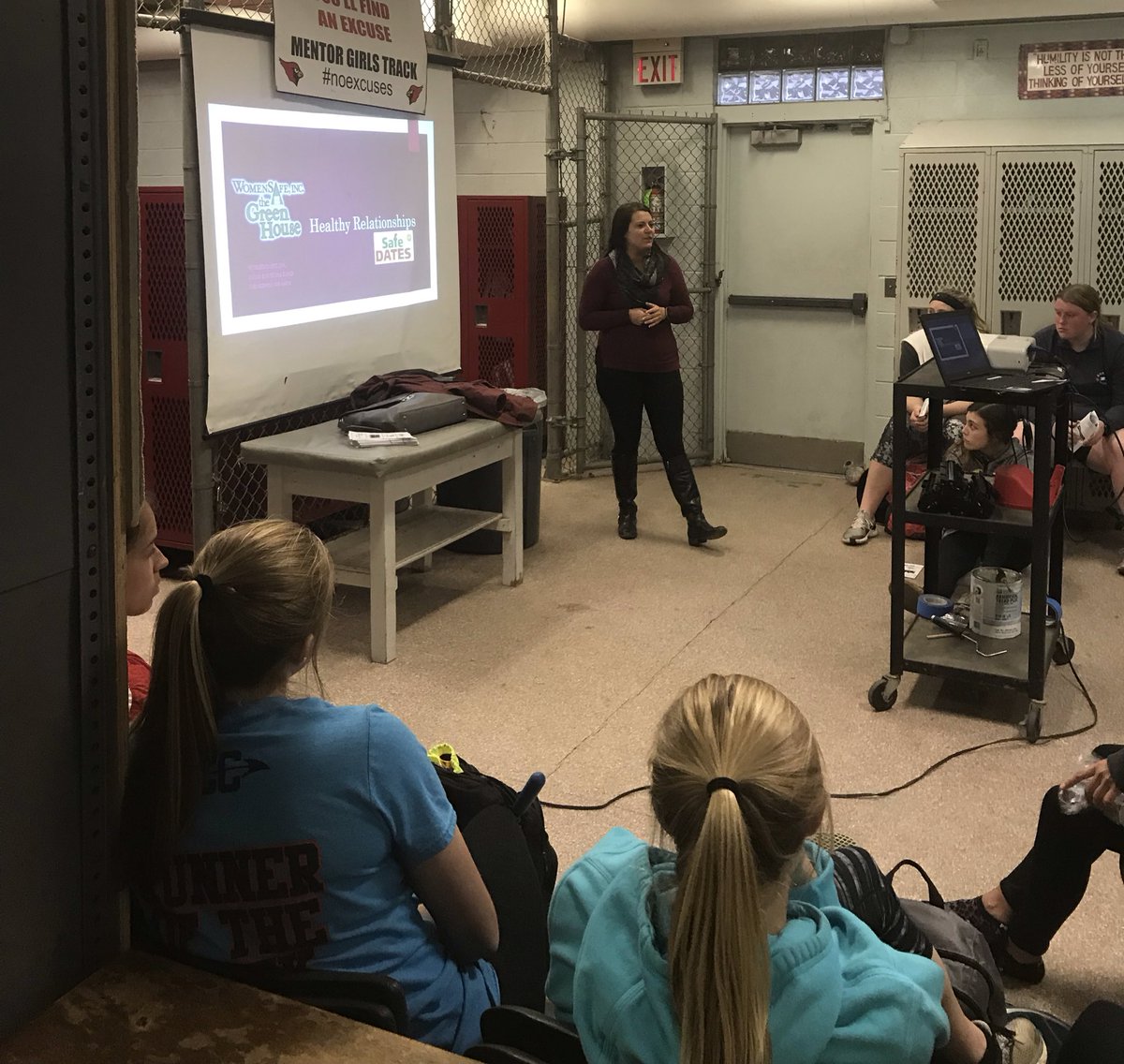 LadyCardzTrack's tweet photo. Thank you Courtney from @WoMenSafeINC for the presentation on healthy relationships. https://t.co/h5iXqK3Nfl