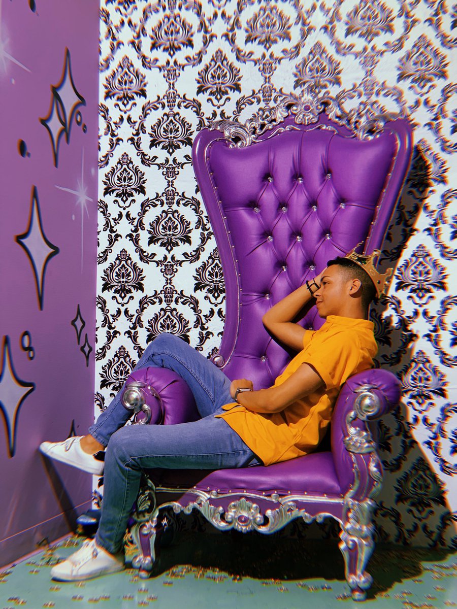 jonathan26jnt's tweet image. Show them loyalty ⚜️ #Loyalty #crown #unicornfactory
