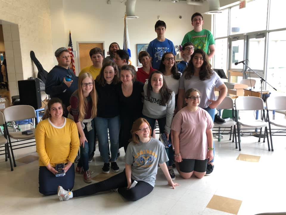 gesherjds's tweet image. Dear 8th graders,

On your first day of kindergarten, we said the Shehecheyanu blessing with you as 5 and 6 year olds gathered together underneath a Tallis.

Today we said it again, this time at the airport as we sent you off on your two week journey throughout Israel.