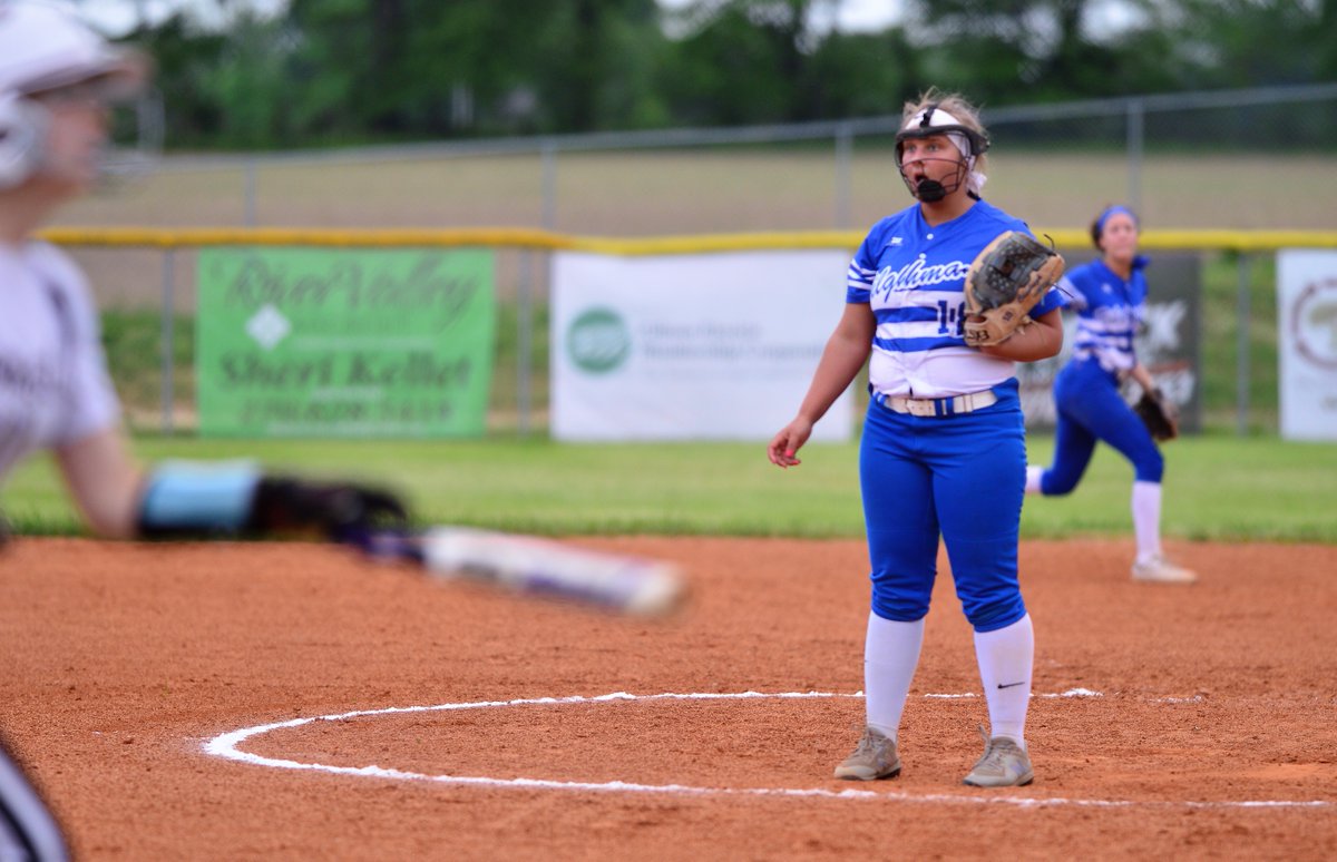 dreamarlowe85's tweet photo. Final at Bardwell: Paducah Tilghman 7, Carlisle County 1.

Blue Tornado score six in the seventh to get the victory. https://t.co/f02fGa9VZ8