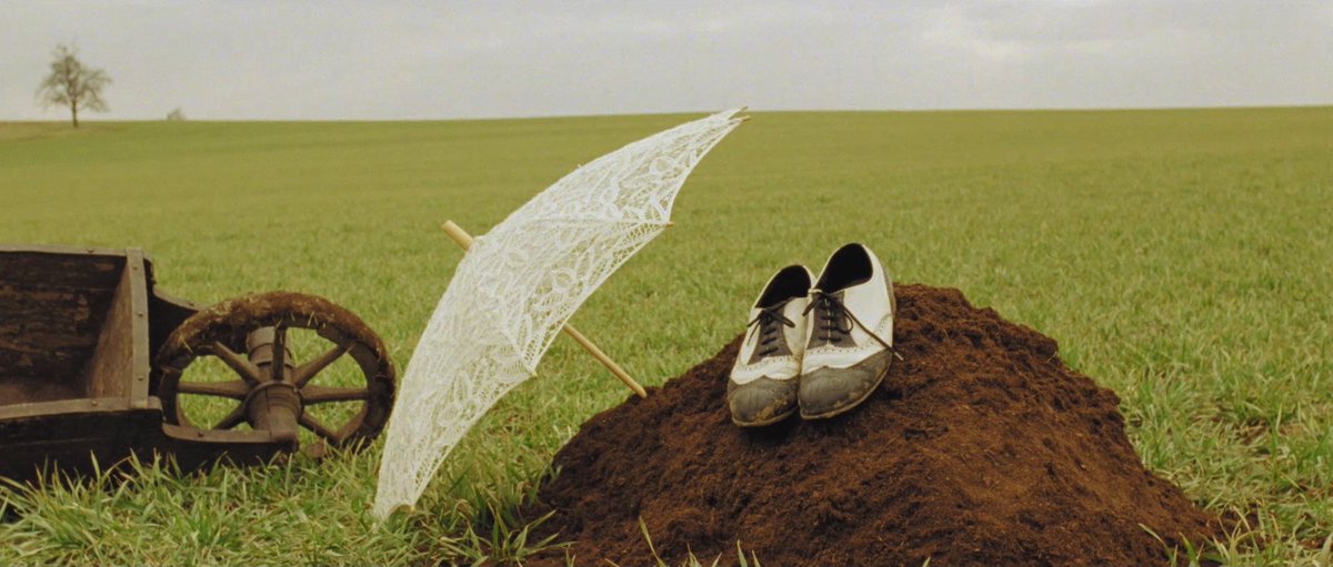 OFFICIAL SELECTION 2019
Landscape, by Leonardo Nussenzveig
Czech Republic
Landscape will be playing on June 5 in the Lucid Dreaming Program, tickets available: literallyshort.com/tickets/