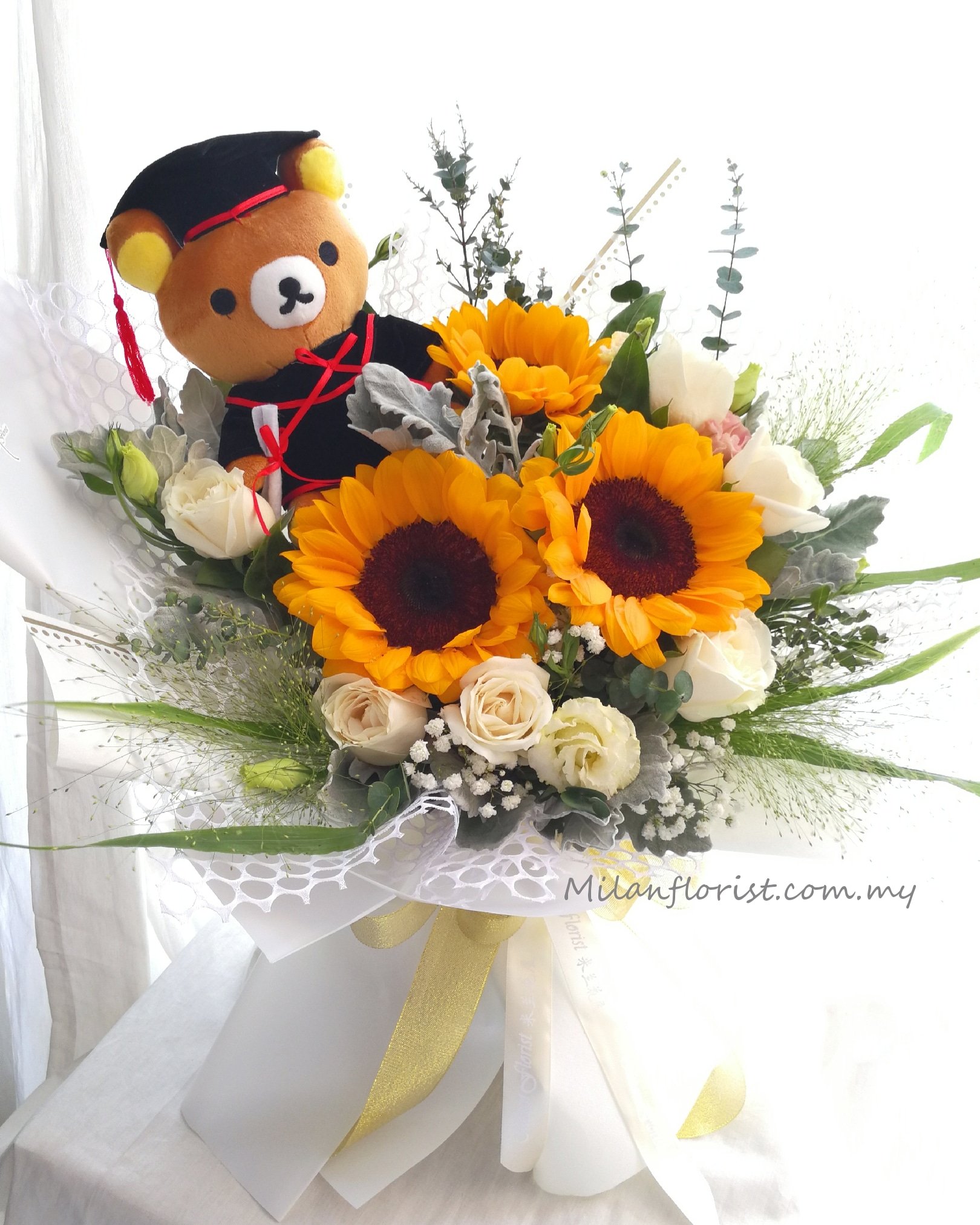 Milan Florist 米兰毕业花束 Convocation Bouquet Graduation Bouquet 毕业花束 致青春 祝福 向日葵花束 玫瑰花束 太阳花花束 米兰花屋milan Florist 016 014 016 T Co Ar4q0jmy1j