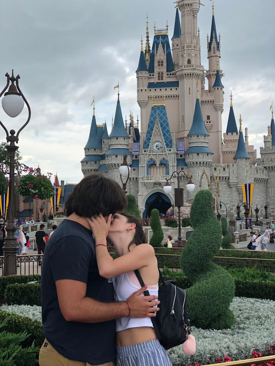 FrancoFirpo's tweet photo. Te elegiria hoy y siempre, te amo y felices 31 mesees💕✈ https://t.co/CXEx3CNaLV