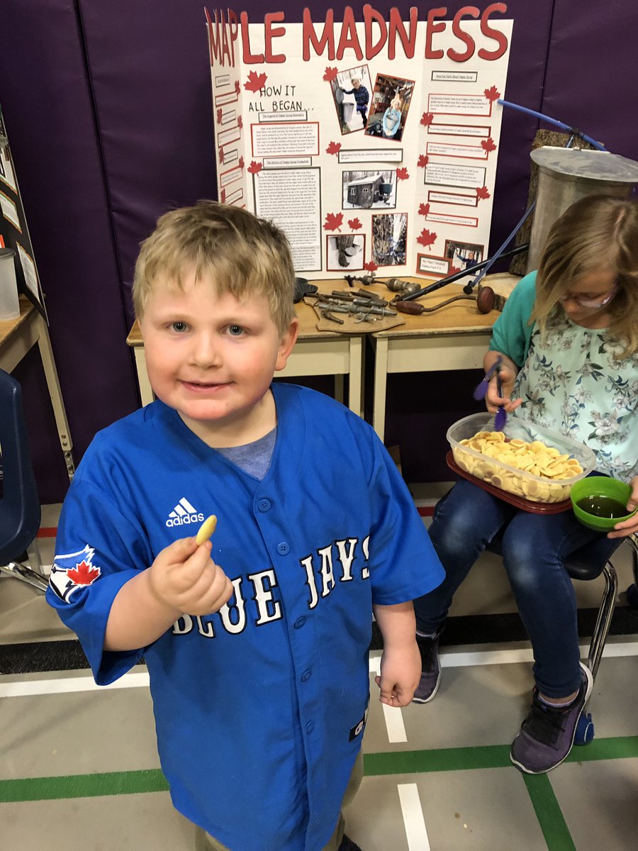 Heritage Fair fun <a href="/oakleybarrie/">Oakley Park P.S.</a>