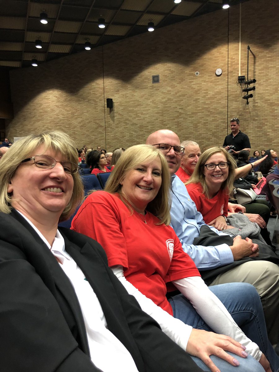 BethWarnken's tweet photo. #CorrectTheTest PMCT and Miller Place taking action! @nysut @PatMedTeachers @nysutEVP @PaulPecorale @MikeHynes5 https://t.co/yu6i9SHiie