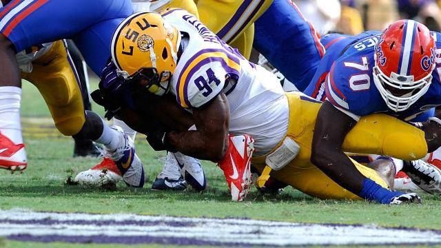 PaytonPage55's tweet photo. Blessed to receive an offer from Louisiana state university. @DBoyzFootball @JoeSireraNR @RivalsFriedman @MatejS247 #336TAKEOVER #TC📍 https://t.co/FVhFNj1Fiz