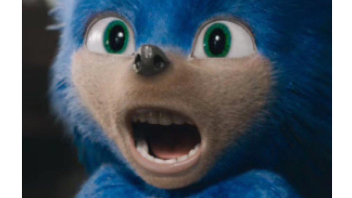 commoncold3's tweet image. The new sonic movie looks like a running ball of blue foreskin getting chased by a pizza chef #SonicMovie