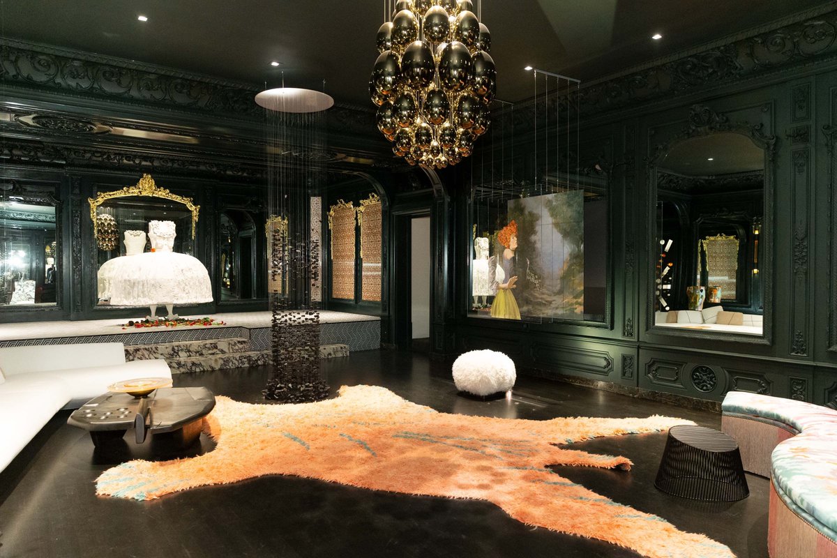 sanfranmag's tweet photo. The San Francisco Decorator Showcase has begun! See the transformed mansion at 3800 Washington Street. Proceeds benefit SF’s University High School Financial Aid Program. https://t.co/4mkegbqtzb #sfshowcase #decoratorshowcase #sponsored @sfshowcase Photo: @drewaltizerphotography https://t.co/Z3FLjxo8Bf
