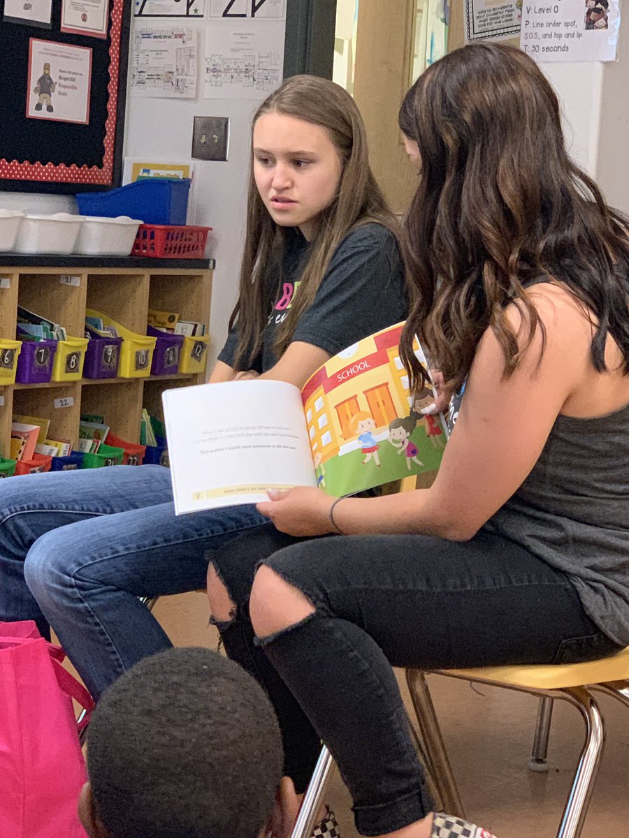 Ison1st's tweet photo. Today we celebrated Autism Awareness Month with a visit from our friend Jordyn! Jordyn has been spreading kindness while learning meaningful job skills. #bekindtoeveryone #JordynsSummerShirtProject @PrincipalSWhite @IsonSpringsES @KirkShrum @FultonCoSchools https://t.co/0UZsdwdAST