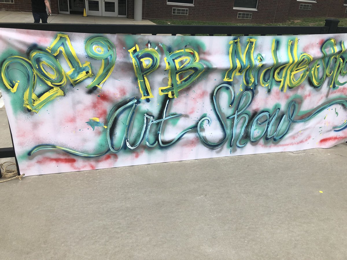 PB_MiddleSchool's tweet photo. PBMS Art Show #bluffms https://t.co/eX6PDaXdiF